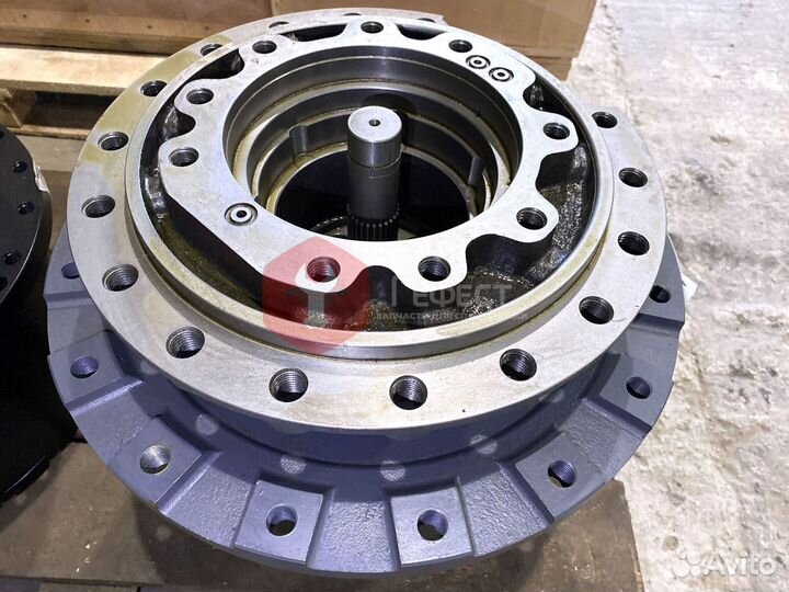 Бортовой редуктор Hitachi ZX240-5G