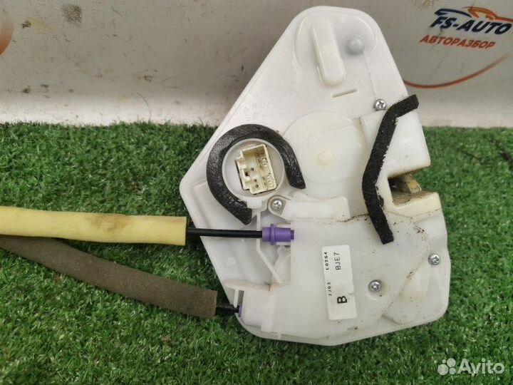 Замок двери передний правый Mazda 3 BM 2.0 PE 2018