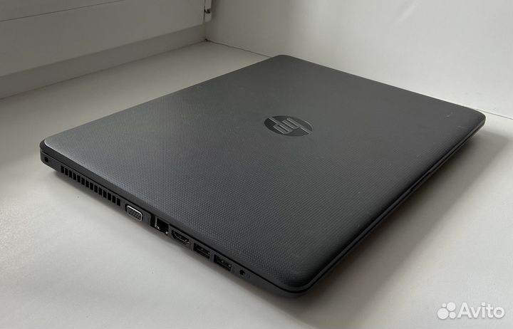 HP 15.6/i3-6006u/m330/8gb/240ssd