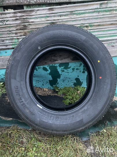 Armstrong Blu-Trac PC 205/70 R15 100H