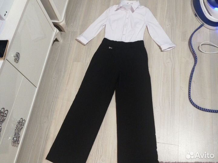 Форма для школы(блуза и брюки) на рост 140-146см