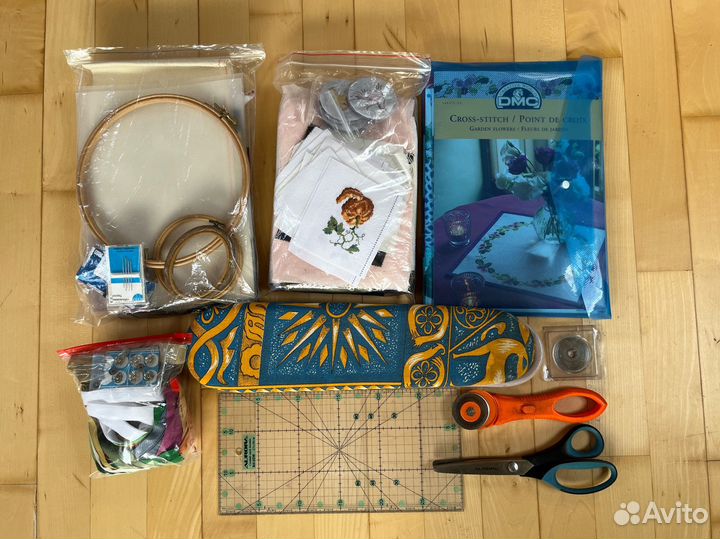 Канва и пяльца