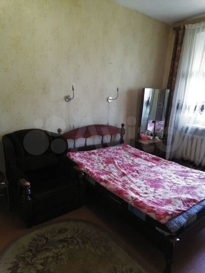 Комната 18 м² в 2-к., 3/3 эт.