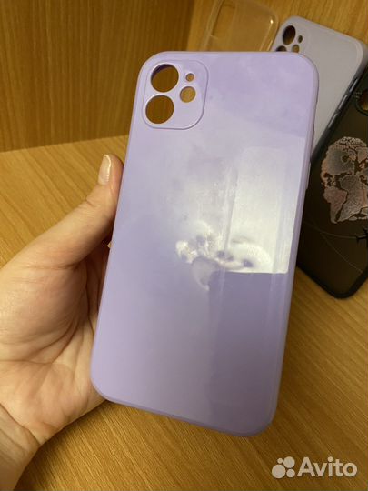 Чехлы на iPhone 11
