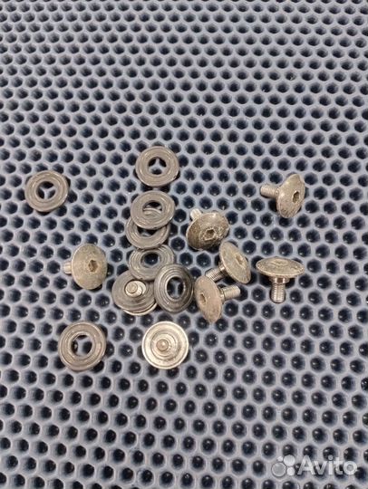 Suzuki RF900R T703 болты, шайбы кл. крышки