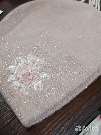 Шапки женские