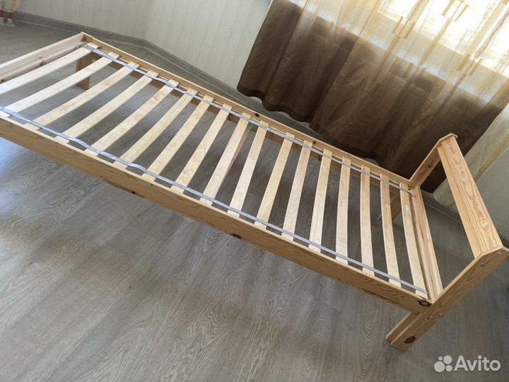 Кровать односпальная с матрасом IKEA