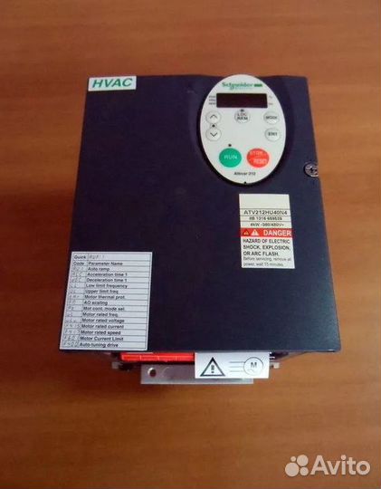 Преобразователь Schneider Electric ATV212H075N4