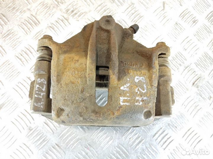 Суппорт передний левый Ford Mondeo 2000-2007