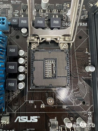 Asus P8H77-V LE, s1155