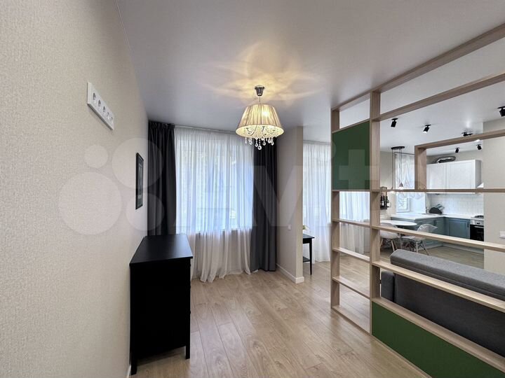 2-к. квартира, 43 м², 2/4 эт.