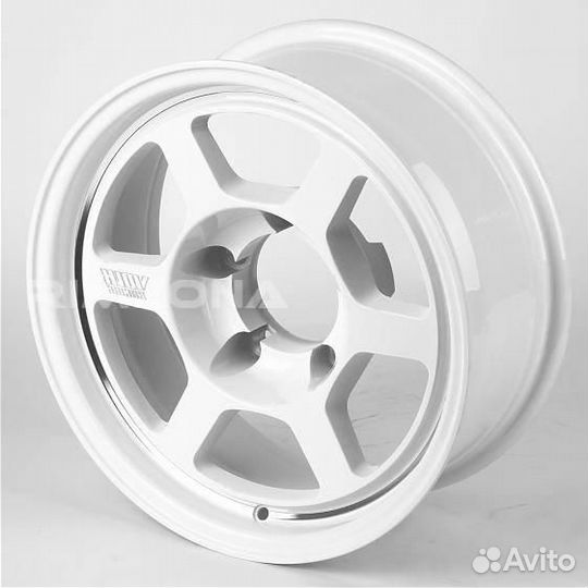 Литой диск rays R16 5x139.7