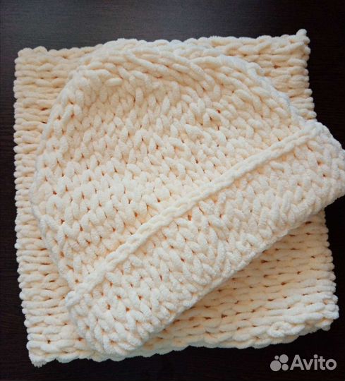 Шапка и снуд новые из Alize puffy