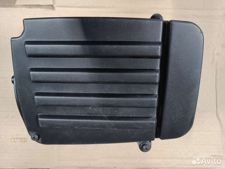 Корпус воздушного фильтра Vag