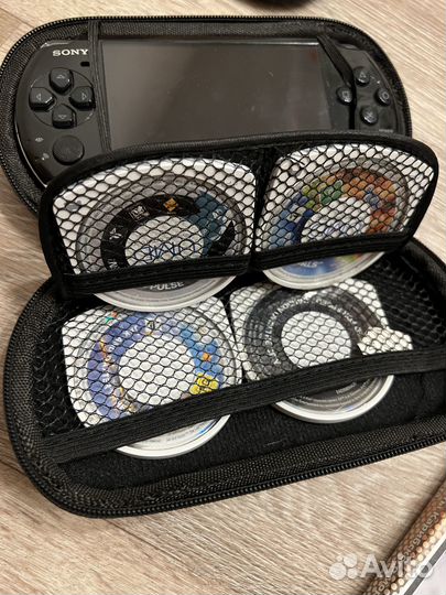 Psp 3000 игры и чехол