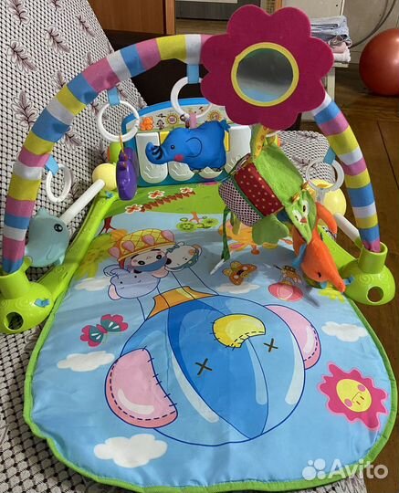 Развивающий коврик