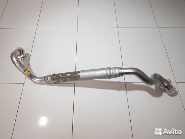 Шланг подачи масла Audi R8 2006-2012 Новый
