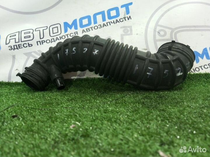 Патрубок воздушного фильтра Hyundai Kia D4HB