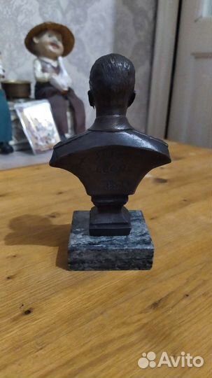 Бюст Пушкина бронза