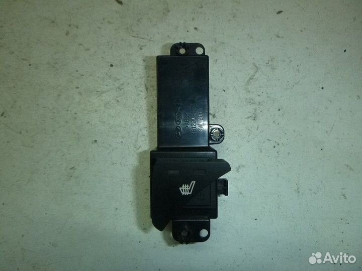 Кнопка обогрева сидений KIA sportage 2010