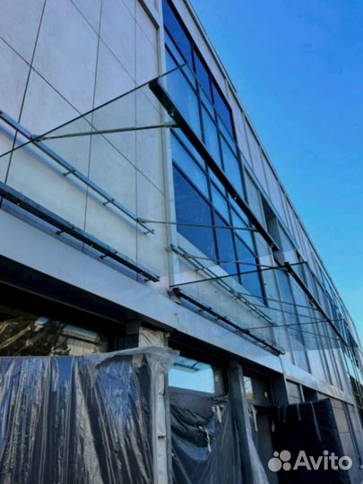 Козырек из стекла