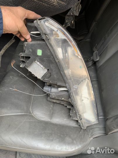 Фара на вольво 90