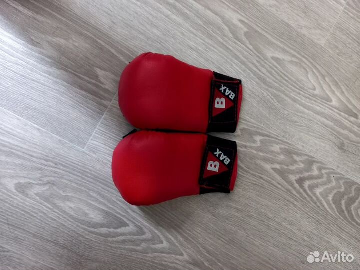 Перчатки для каратэ