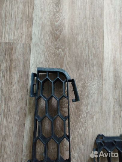 Решётки бампера Toyota bB Scion xb