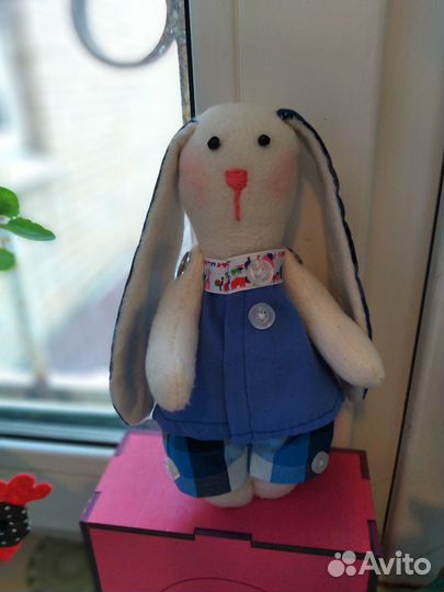 Мягкая игрушка зайчик