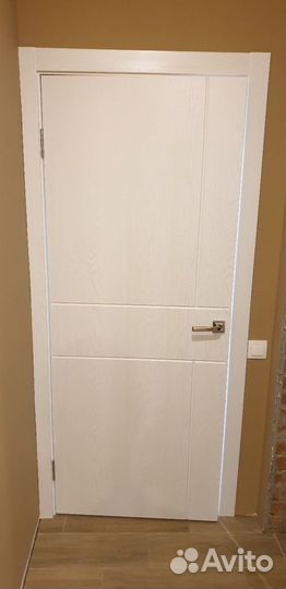 Двери межкомнатные белые современные