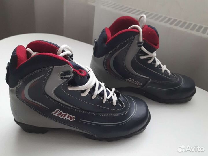 Лыжные ботинки размер 36