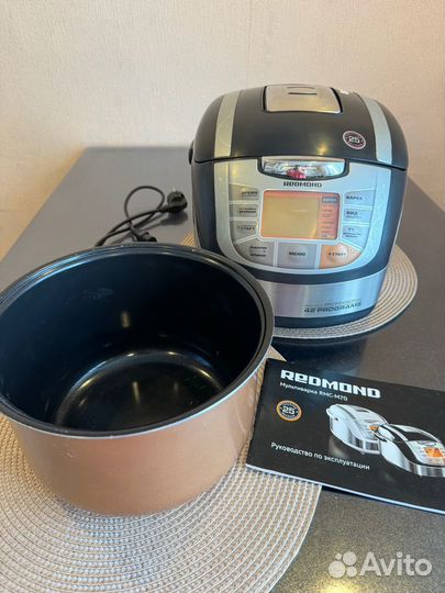 Мультиварка Redmond RMC M70