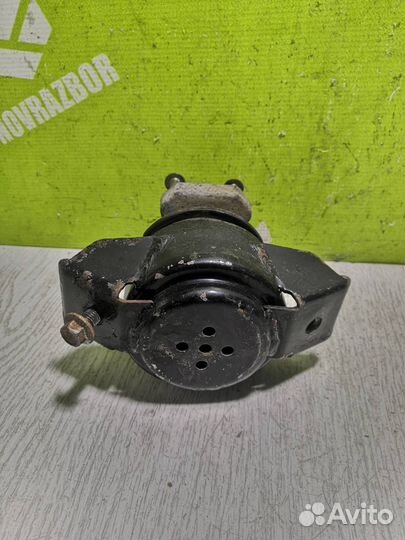 Опора двигателя правая Чери Амулет 2006+