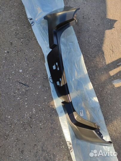 Задний бампер и спойлер бампера KIA Soul SK3 2020