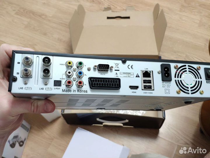 Спутниковый ресивер Sezam 5000 Hd