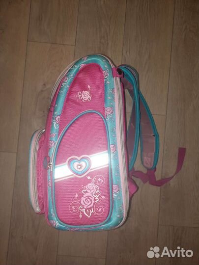 Рюкзак школьный