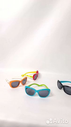 Детские солнечные очки новые