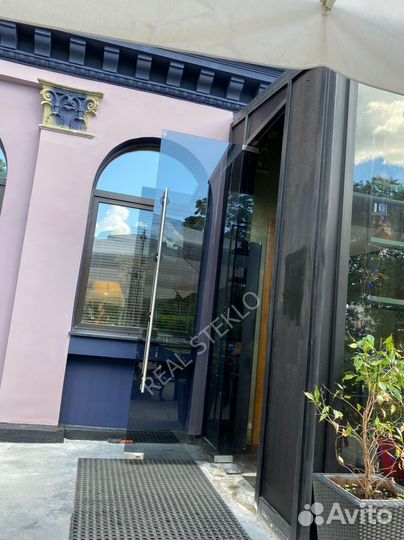 Межкомнатные стеклянные двери