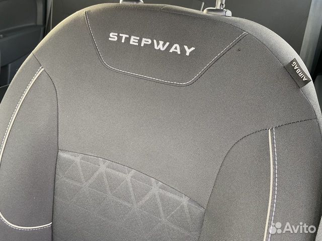 Renault Sandero Stepway 1.6 AT, 2019, 31 620 км объявление продам