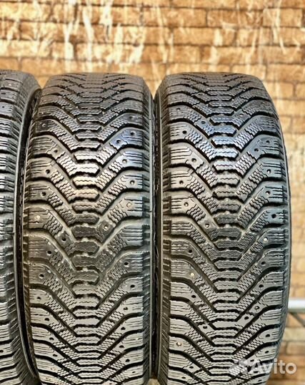 Goodyear UltraGrip 500 195/55 R15