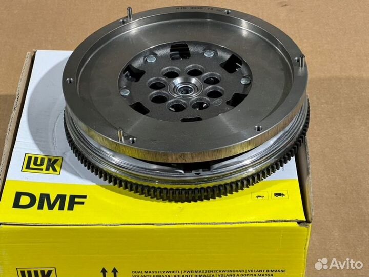 Маховик двухмассовый VW Crafter 2.5 TDI 2006-2011