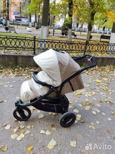 Коляска прогулочная peg perego