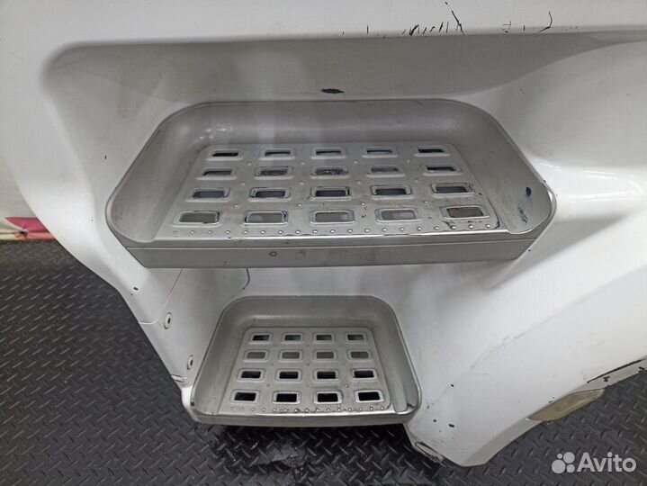 1835023 Корпус подножек левый Daf XF106
