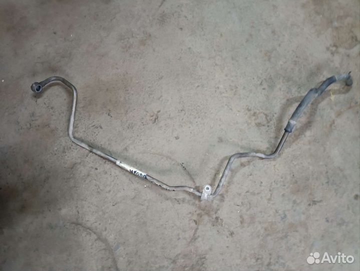 Трубка Гура Шкода Октавия тур А4 низ давления