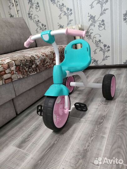 Детский трехколесный велосипед