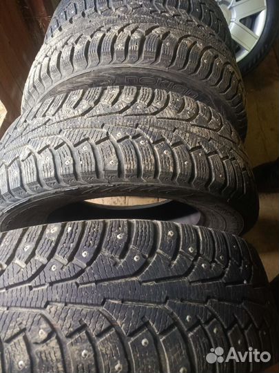 Nokian Tyres Nordman 5 SUV 215/65 R16