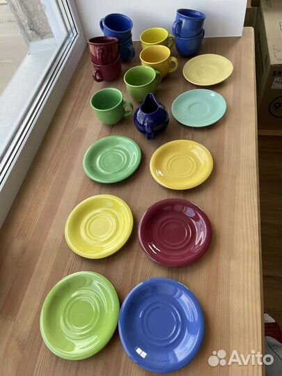 Чайные чашки с блюдцами