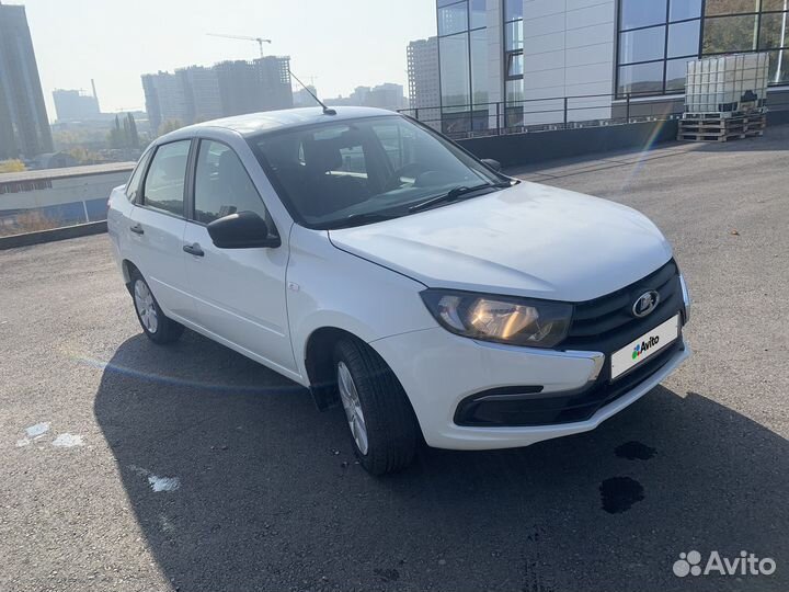 LADA Granta 1.6 МТ, 2019, 38 000 км