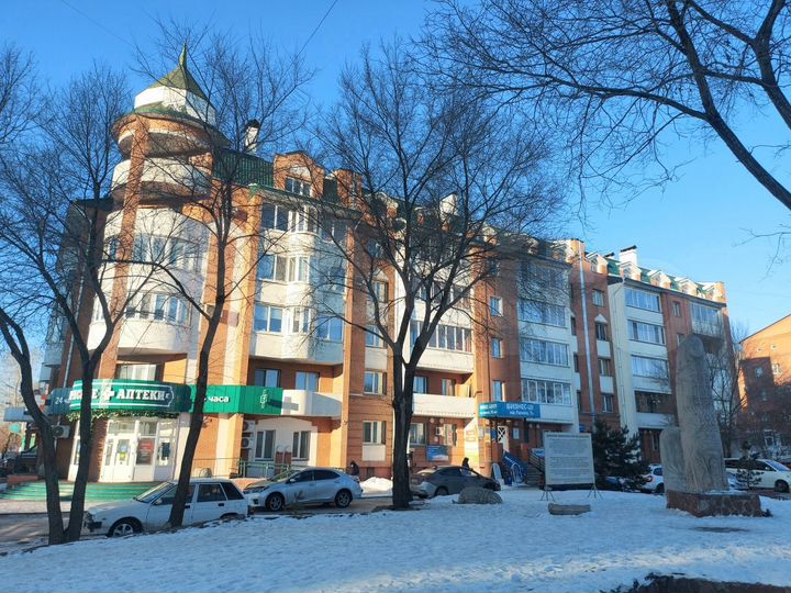 4-к. квартира, 121,7 м², 2/6 эт.