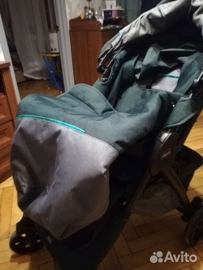 Прогулочная коляска chicco